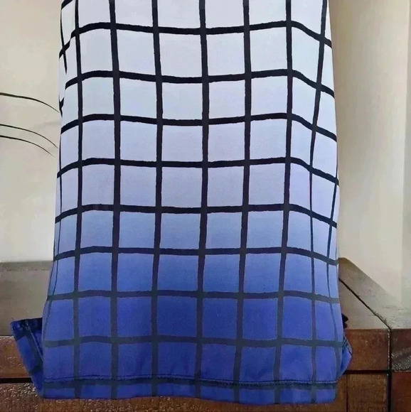 ❤️ Smart Set Blue White Gradient Print Sleeveless Top Women's Size XS - Picture 7 of 10
